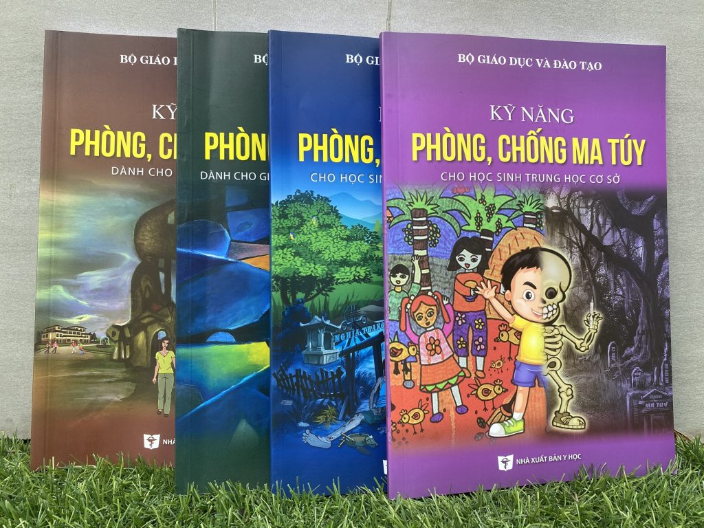 Bộ tài liệu "Kỹ năng phòng chống ma túy".