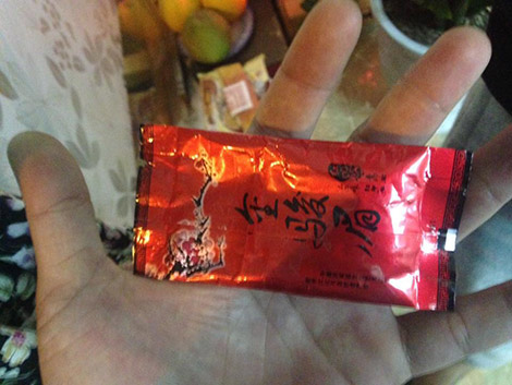 Một loại ma túy trá hình bị phát hiện... Ảnh Xuân Thao.