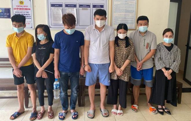 Các đối tượng bị công an phát hiện sử dụng ma túy.